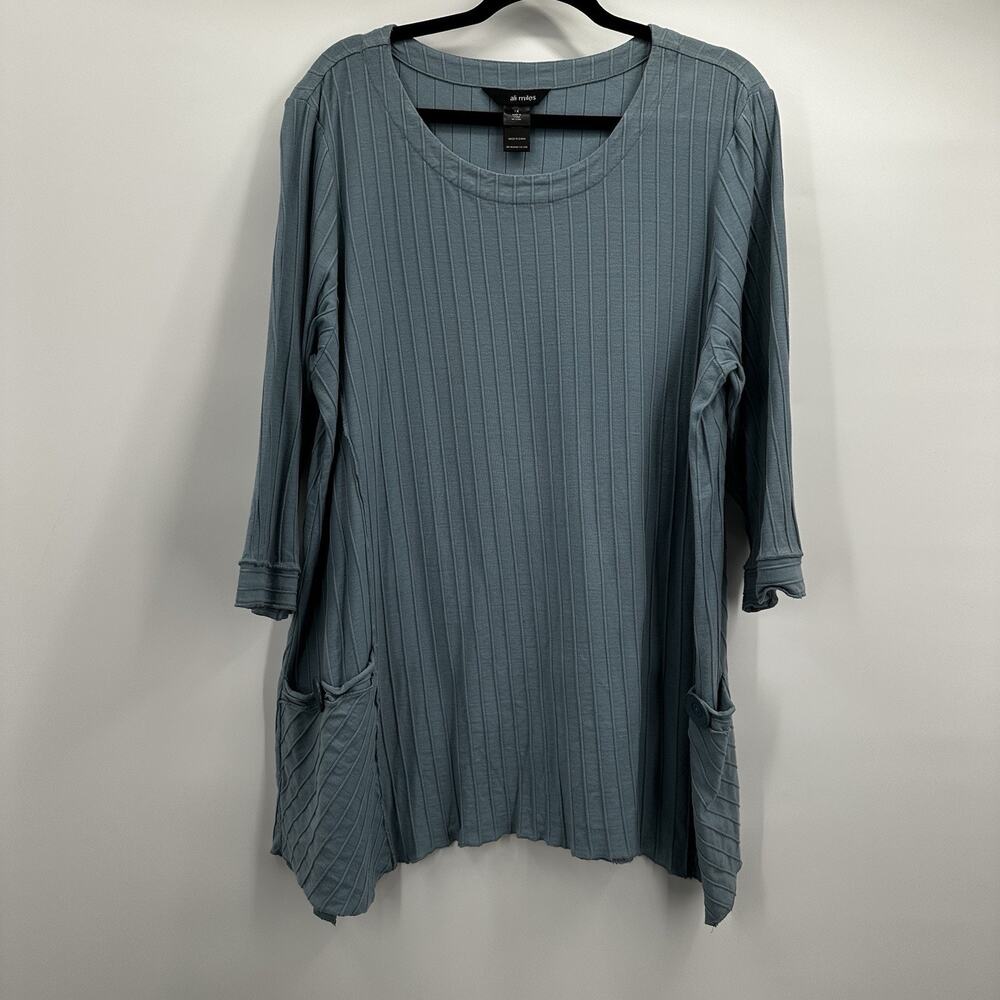Ali Miles Top Womens 1X Blue Ribbed Textured Tunic Art Pocket Button Relaxed